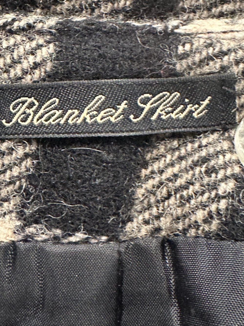 Eddie Bauer Legend Wool Blanket Skirt Plaid Fringe Wrap Mini Kilt Gray Black 8 - Picture 7 of 13